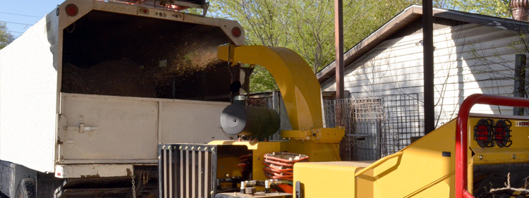 Service De Déchiquetage De Branches, De Bois Et De Souches à Laval!